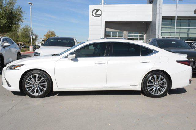 used 2020 Lexus ES 300h car, priced at $33,900