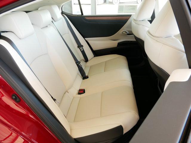 new 2025 Lexus ES 300h car, priced at $49,923