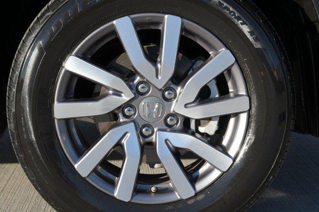 used 2021 Honda Pilot car, priced at $28,200