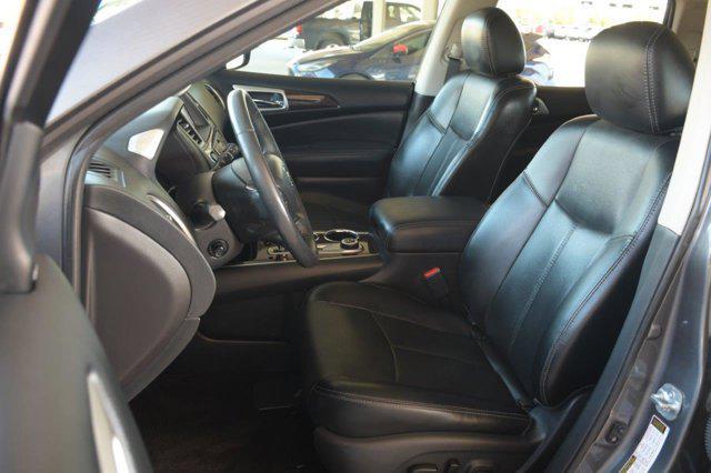 used 2015 Nissan Pathfinder car, priced at $13,900