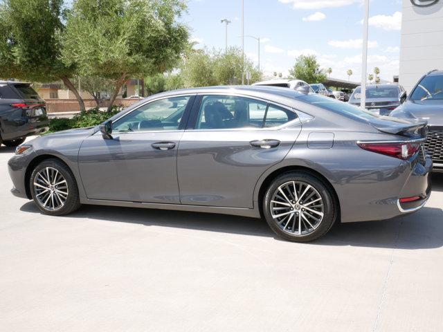 used 2025 Lexus ES 300h car, priced at $42,900