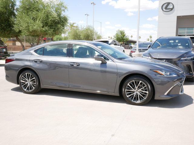 used 2025 Lexus ES 300h car, priced at $42,900