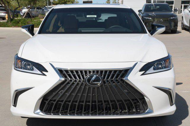 new 2025 Lexus ES 300h car, priced at $51,543