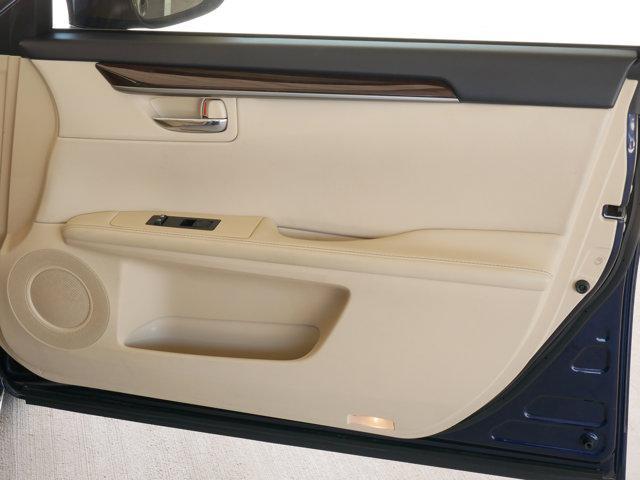 used 2015 Lexus ES 350 car, priced at $15,900