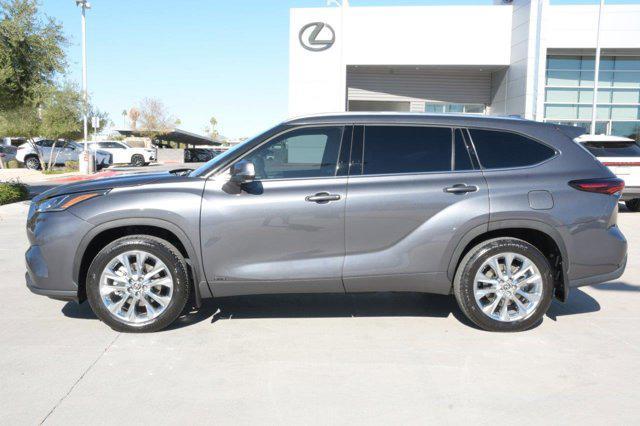 used 2024 Toyota Highlander Hybrid car, priced at $54,500