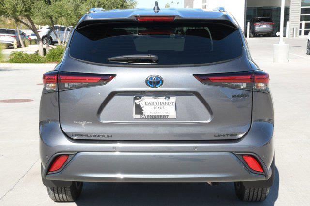 used 2024 Toyota Highlander Hybrid car, priced at $54,500