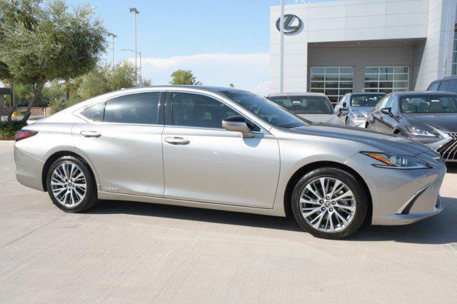 used 2021 Lexus ES 300h car, priced at $32,900