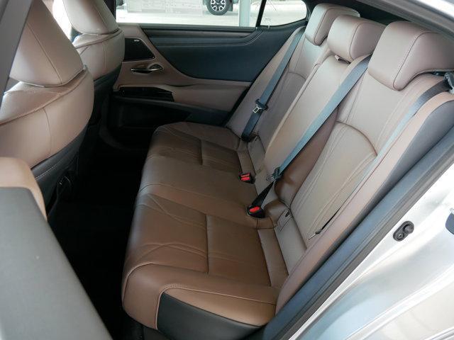 new 2025 Lexus ES 350 car, priced at $55,018