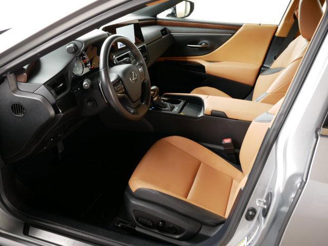 used 2025 Lexus ES 300h car, priced at $43,900