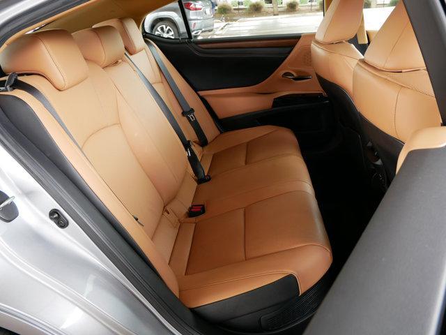 used 2025 Lexus ES 300h car, priced at $43,900