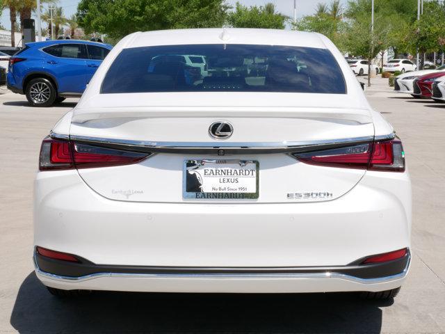 new 2025 Lexus ES 300h car, priced at $51,193