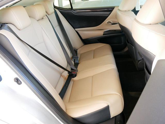 used 2020 Lexus ES 350 car, priced at $29,900