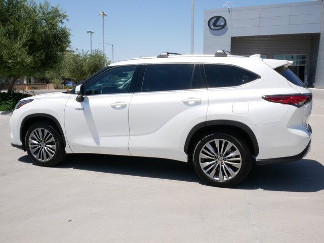 used 2021 Toyota Highlander Hybrid car, priced at $43,900