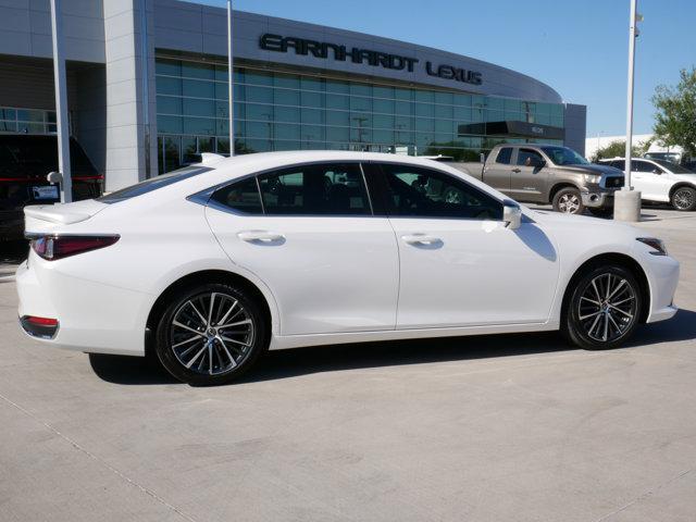 new 2025 Lexus ES 300h car, priced at $50,964