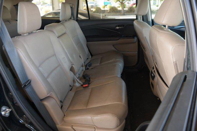 used 2020 Honda Pilot car, priced at $25,900