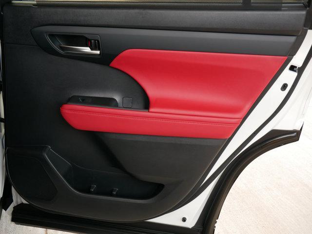used 2021 Toyota Highlander car, priced at $36,900
