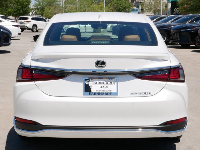 new 2025 Lexus ES 300h car, priced at $50,959
