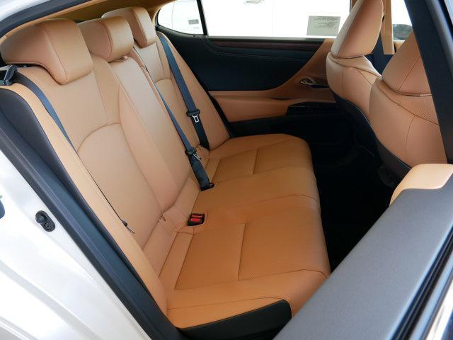 new 2025 Lexus ES 300h car, priced at $50,959