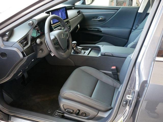 new 2025 Lexus ES 300h car, priced at $51,568