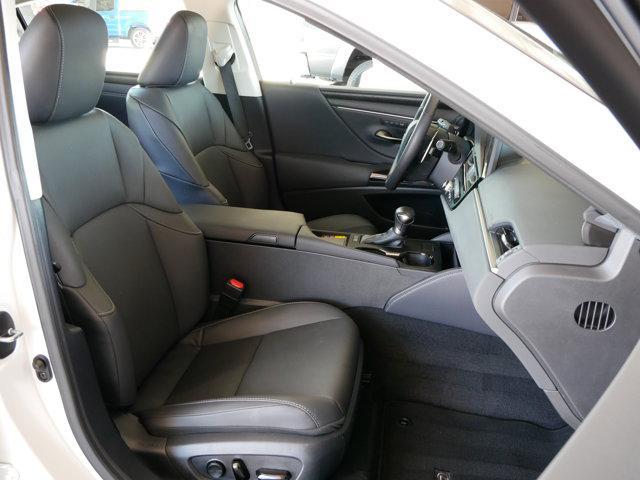used 2024 Lexus ES 300h car, priced at $43,900