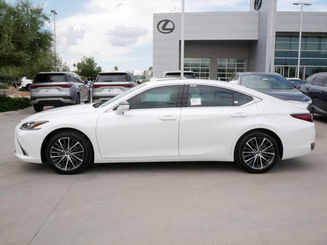 new 2025 Lexus ES 300h car, priced at $49,678