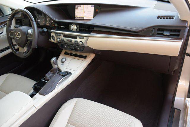 used 2016 Lexus ES 350 car, priced at $20,900