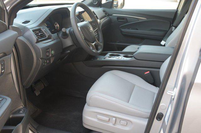 used 2025 Honda Passport car, priced at $40,900