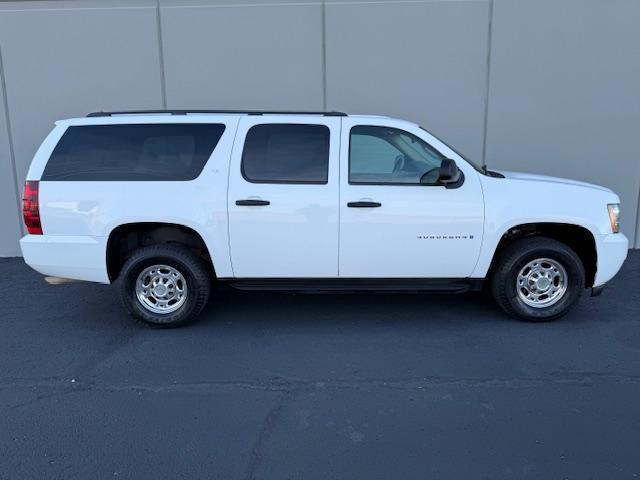 used 2009 Chevrolet Suburban car, priced at $13,995