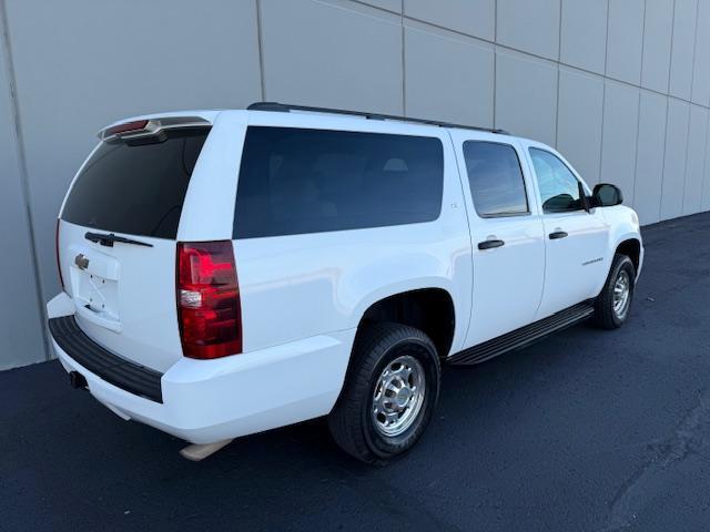 used 2009 Chevrolet Suburban car, priced at $13,995