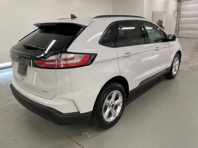 new 2024 Ford Edge car, priced at $37,627