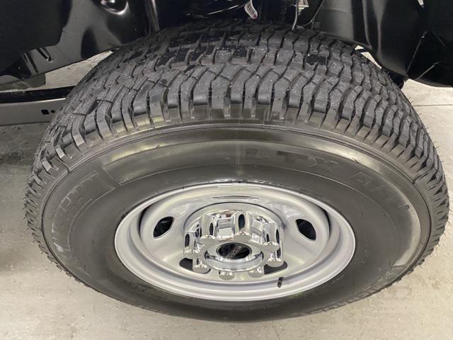 new 2025 Ford F-250 car, priced at $65,970