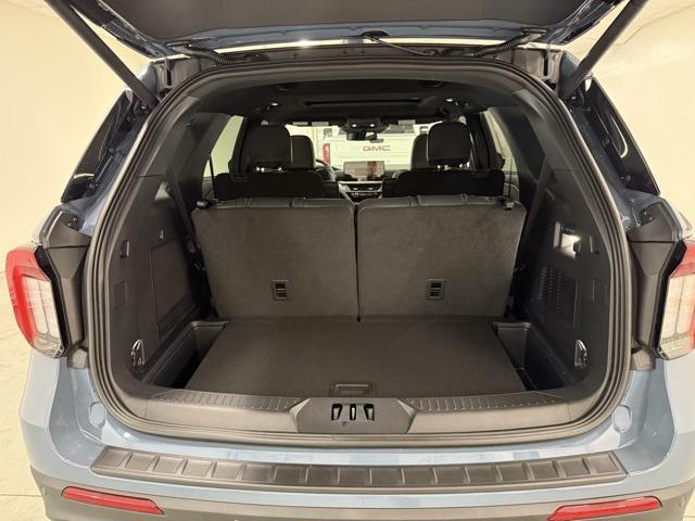 new 2025 Ford Explorer car, priced at $62,005