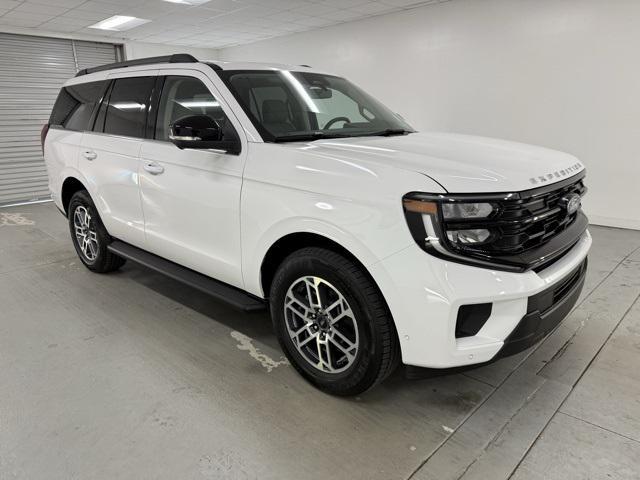 new 2025 Ford Expedition car, priced at $70,000
