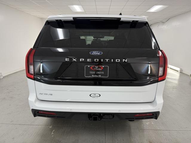 new 2025 Ford Expedition car, priced at $70,000