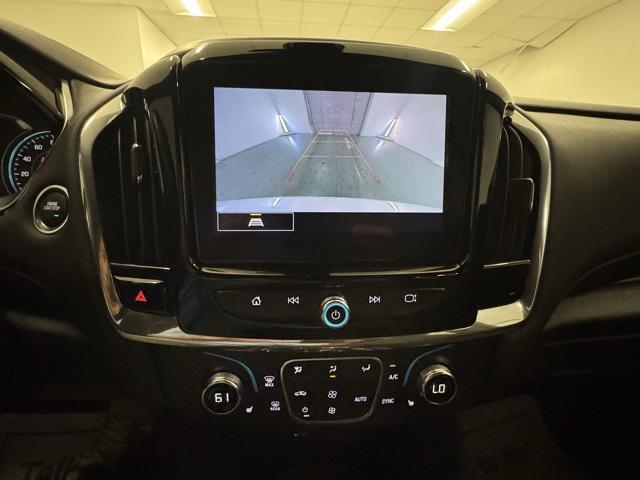 used 2022 Chevrolet Traverse car, priced at $27,496