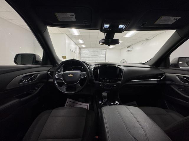 used 2022 Chevrolet Traverse car, priced at $27,496