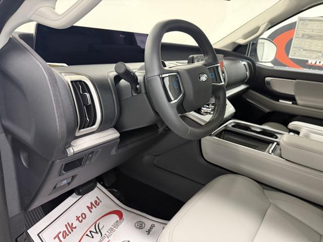 new 2025 Ford Expedition Max car, priced at $74,125