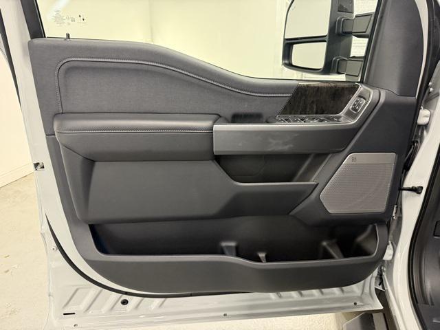 new 2025 Ford F-250 car, priced at $92,500