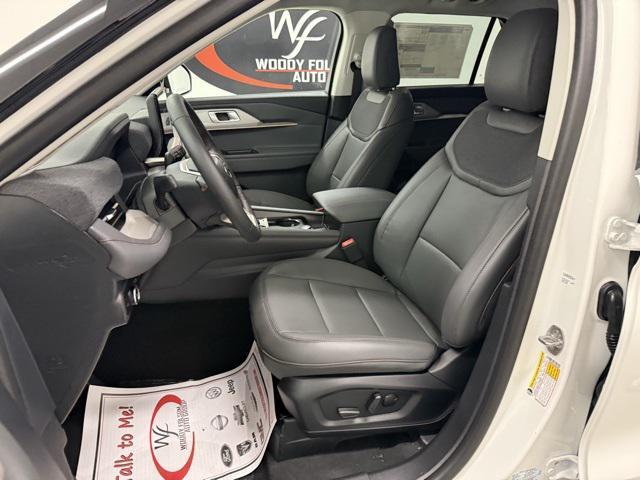 new 2025 Ford Explorer car, priced at $45,575