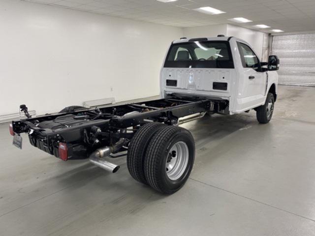 new 2025 Ford F-350 car, priced at $58,655