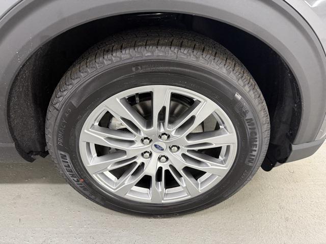 new 2025 Ford Explorer car, priced at $51,051