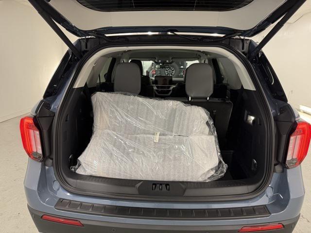 new 2025 Ford Explorer car, priced at $45,275