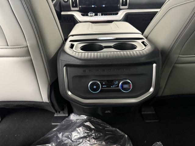 new 2025 Ford Expedition Max car, priced at $76,040