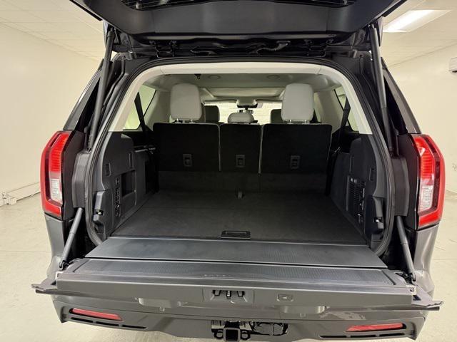 new 2025 Ford Expedition Max car, priced at $73,625