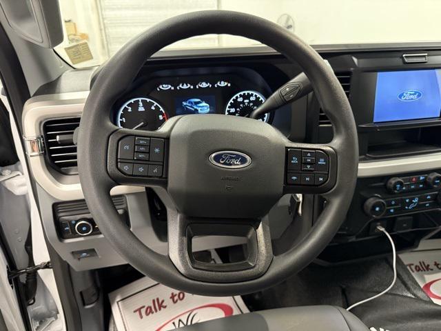 new 2025 Ford F-350 car