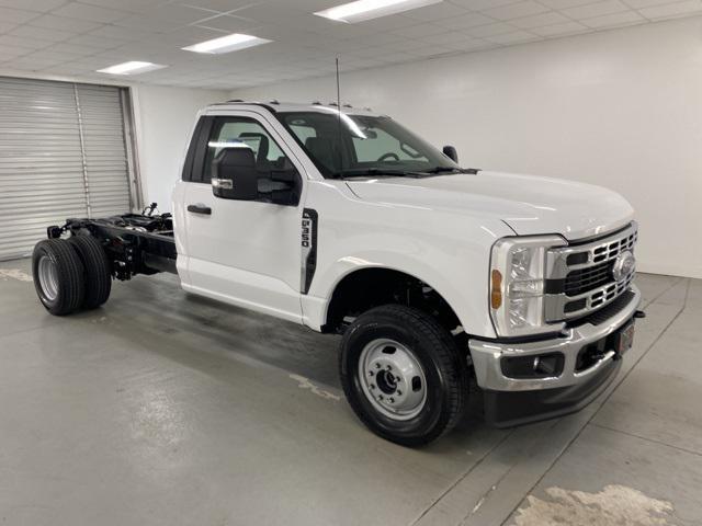 new 2025 Ford F-350 car, priced at $58,655
