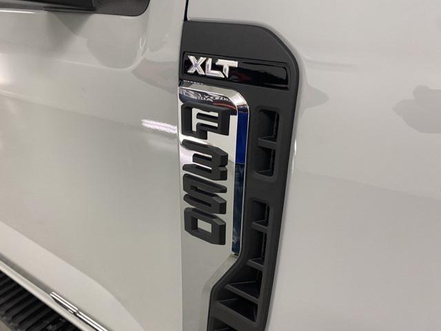 new 2025 Ford F-350 car, priced at $77,965