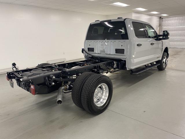 new 2025 Ford F-350 car, priced at $77,965