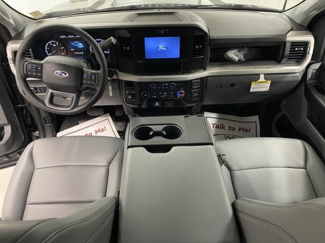 new 2025 Ford F-450 car, priced at $76,675