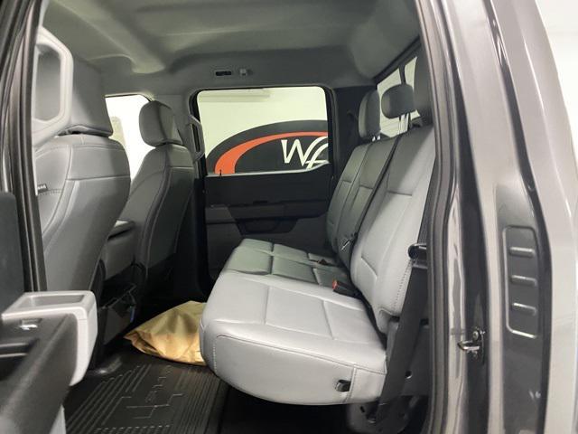 new 2025 Ford F-450 car, priced at $76,675